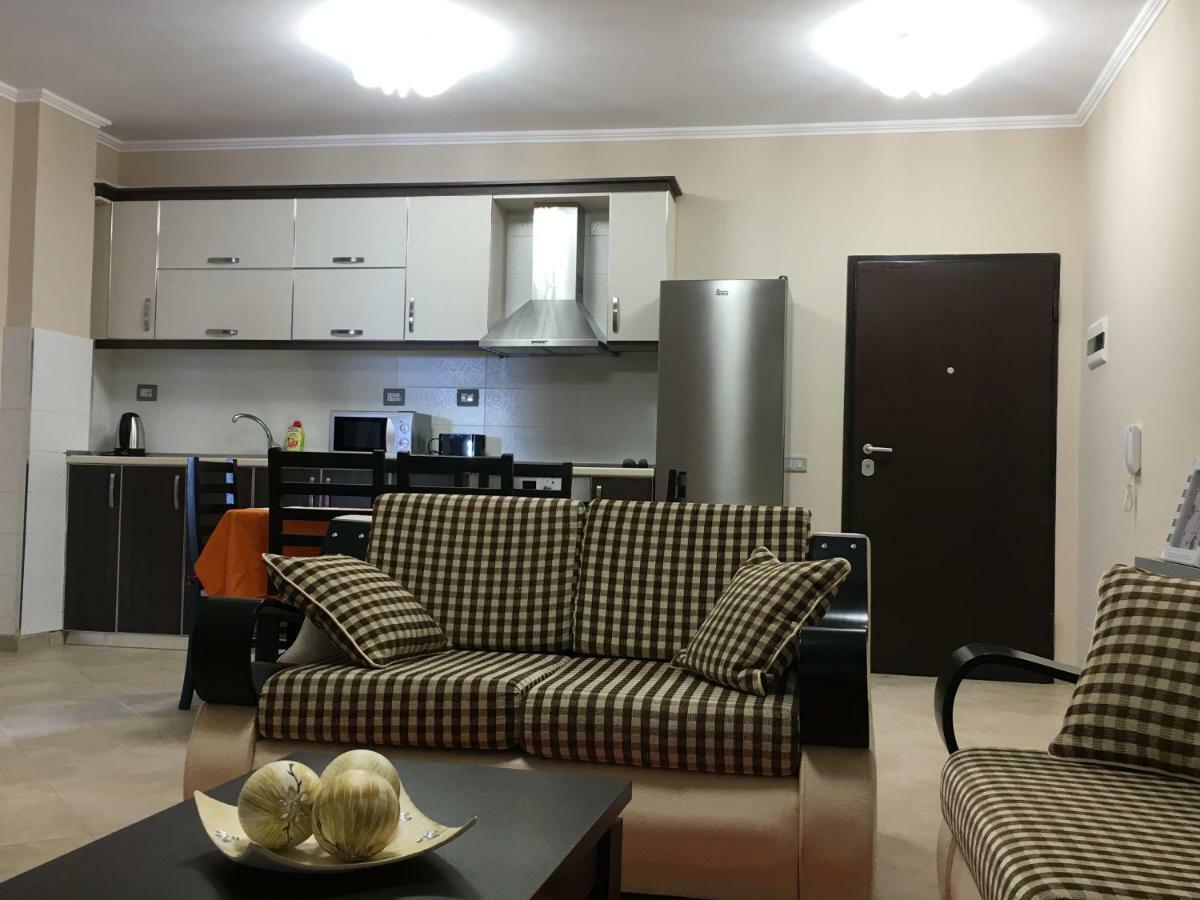 Sunny Beach Apartment *